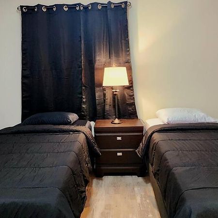 Comfort First - Sleeps 6 Whitehorse Exterior foto