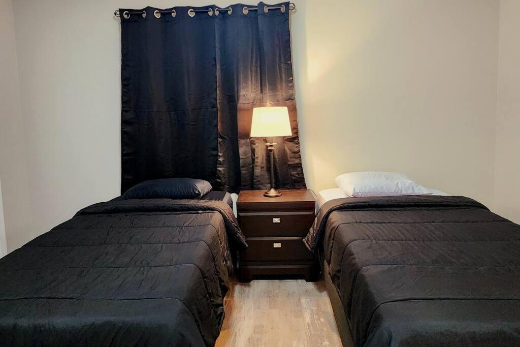Comfort First - Sleeps 6 Whitehorse Exterior foto